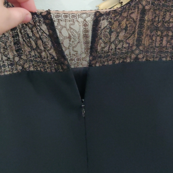 AKRIS B. Goodman 🖤  lace panel evening midi dress - Picture 5 of 9